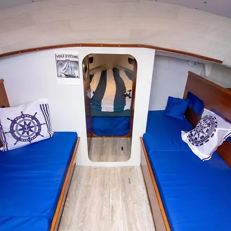 Voile D'ecume - Douce Nuit Sur L'eau Botel