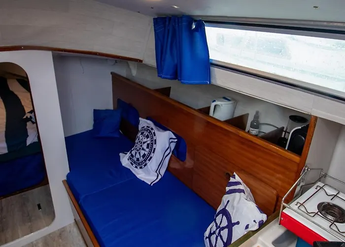 Voile D'ecume - Douce Nuit Sur L'eau 格吕桑